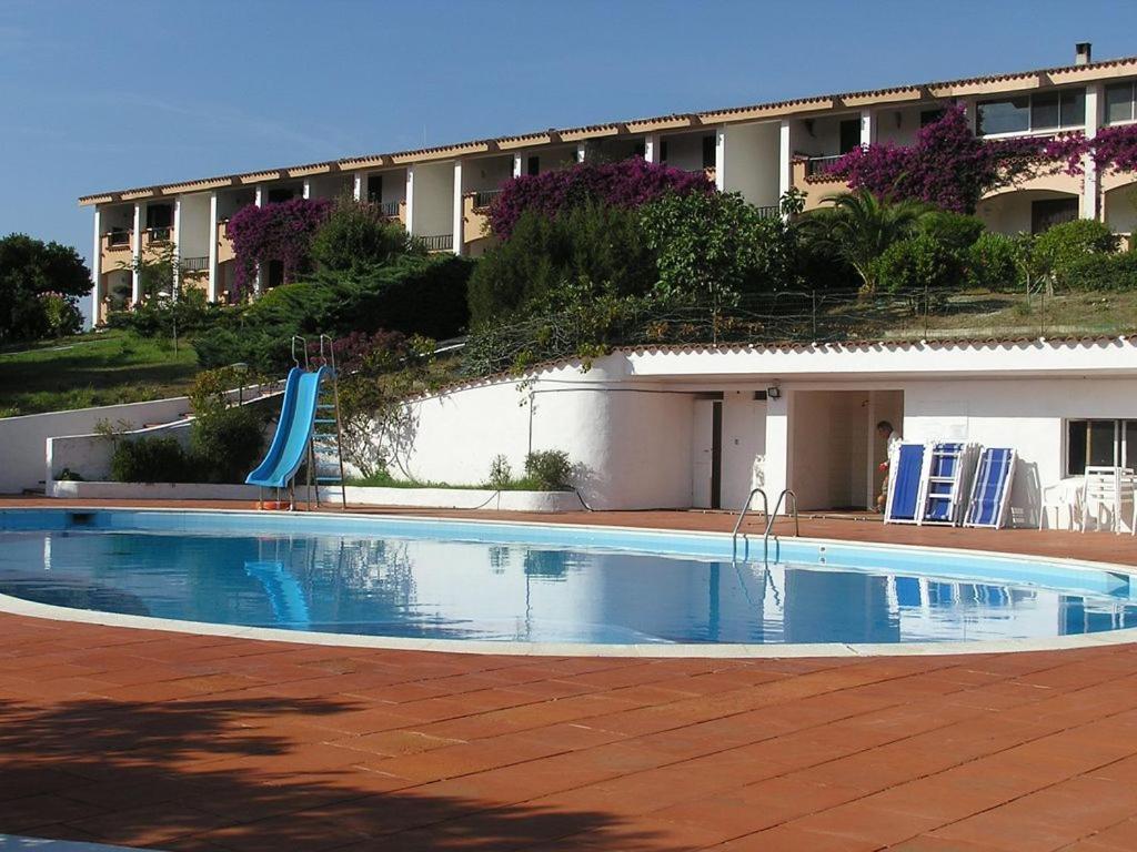 Appartamento Trilocale Vista Piscina Baja Sardinia Kültér fotó